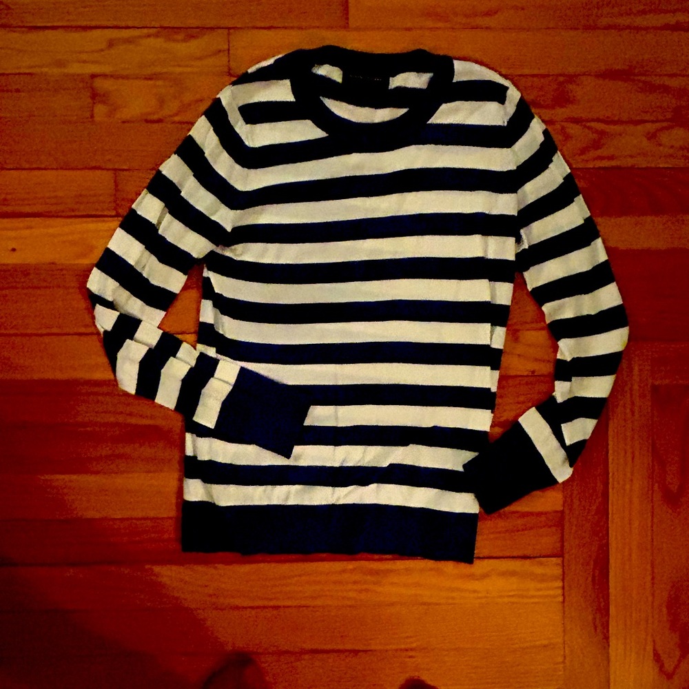 Light weight, soft, blend summer, nautical sweater.